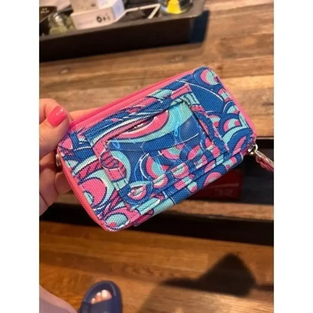 LILLY PULITZER ‘Brewster Blue’ Canvas Wristlet Wallet Gold Metallic Logo & Strap